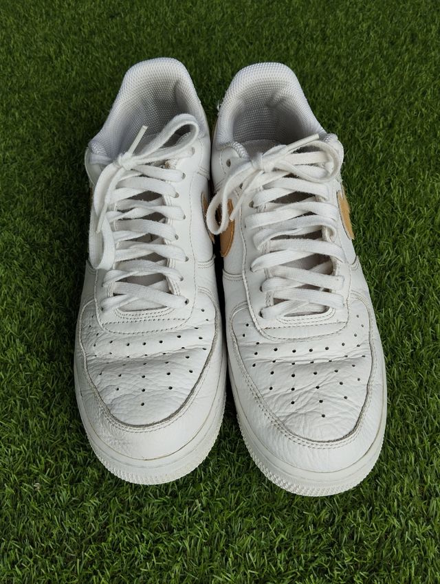 Nike Air Force 1 LV8 talla 44'5