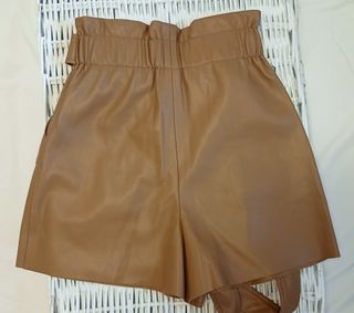 Pantalón corto Zara