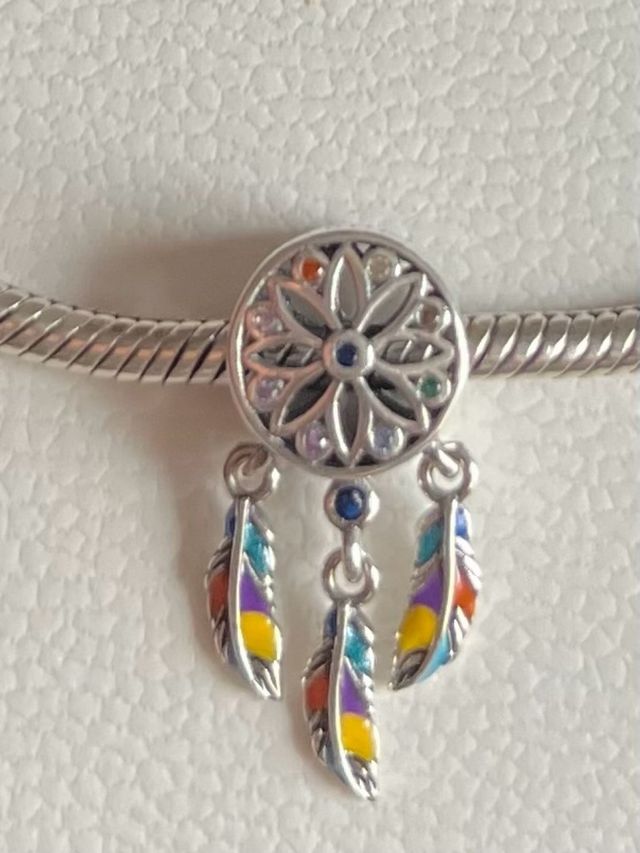 Charm atrapasueños plumas de colores