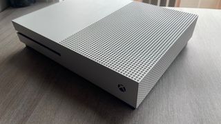Xbox One S Completa + Juegos