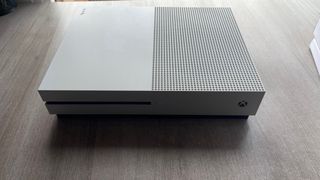 Xbox One S Completa + Juegos