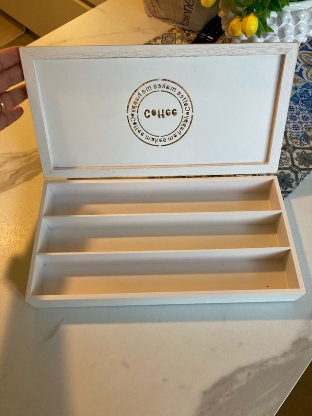 Contenitore per capsule caffè in legno