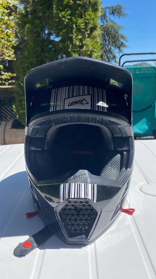 Casco leattt 3.5