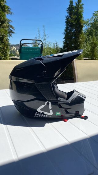 Casco leattt 3.5
