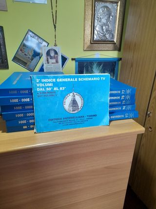 LOTTO 11 VOLUMI+SCHEMARIO TV VINTAGE