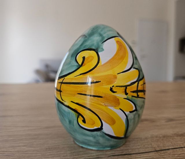 Uovo in Ceramica di Caltagirone