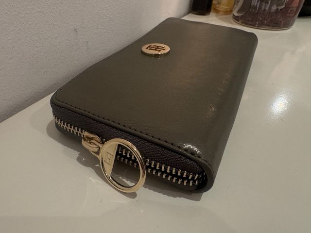 Cartera Nueva Tommy Hilfiger