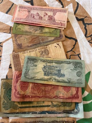 Monete e banconote italiane e straniere