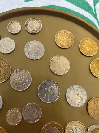 Monete e banconote italiane e straniere