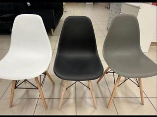 OFERTON!!MESA Y CUATRO SILLAS NORDICAS