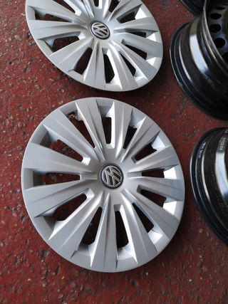 4 llantas VW y tapacubos 15"