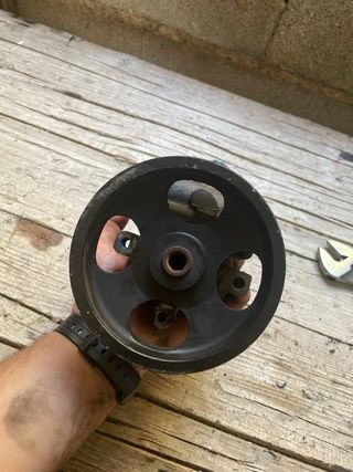 Bomba de direccion citroen berlingo