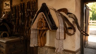 Monturero Porta sillas de pared caballos