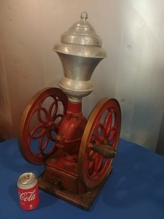 Antiguo Molino de Café de Doble Rueda Elma Nº6