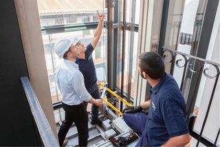 Instalación de ascensores en edificios