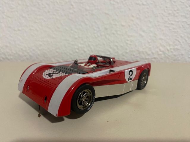 Lola T-260 VAMQUISH scalextric