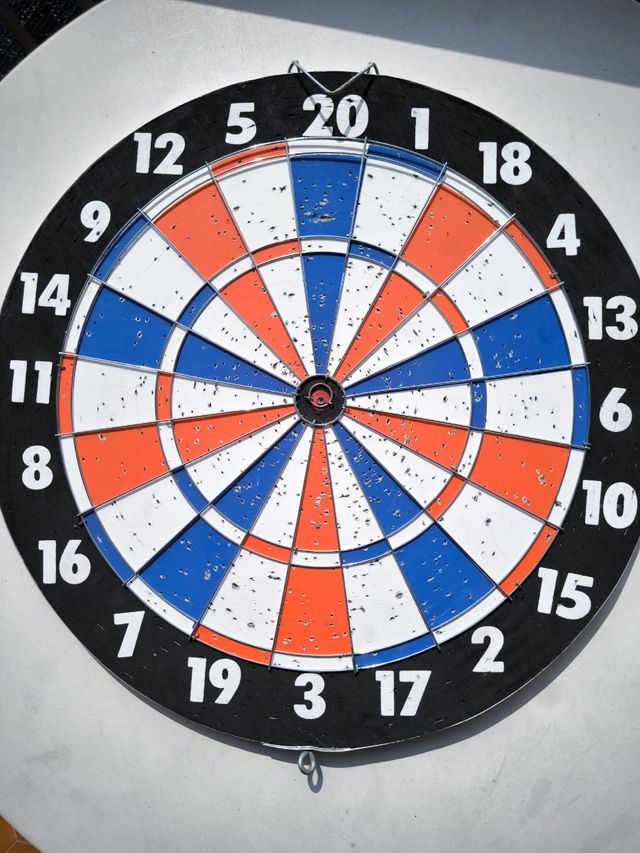 Diana para dardos metálicos