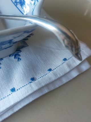 Cubierto para servir salsas