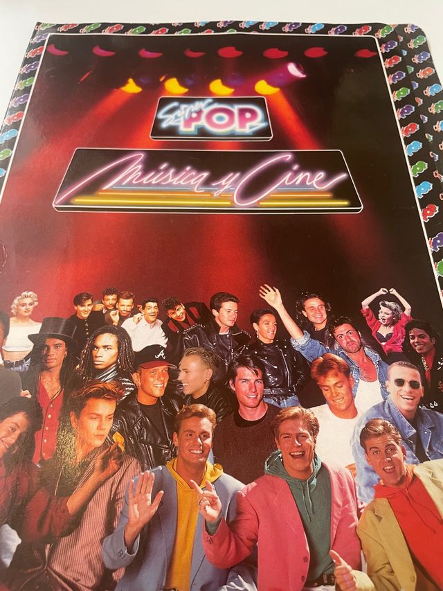 Carpeta retro SuperPop años 90’s