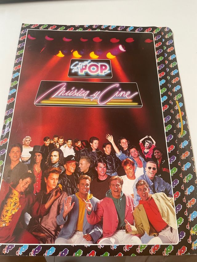Carpeta retro SuperPop años 90’s