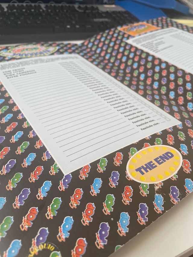 Carpeta retro SuperPop años 90’s