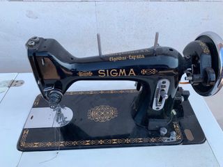 Liquidación chollo. Maquina coser Sigma