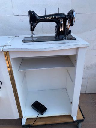Liquidación chollo. Maquina coser Sigma