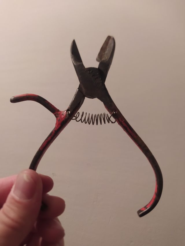 ALICATES COGER NARANJA