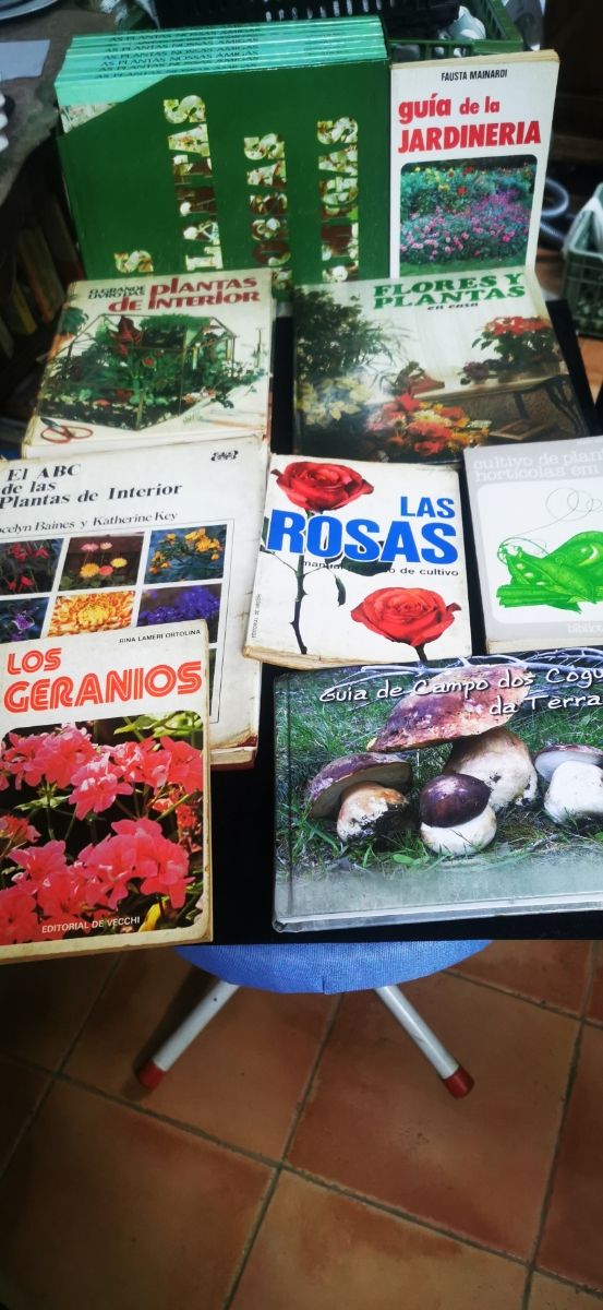 Livros - Tudo sobre plantas