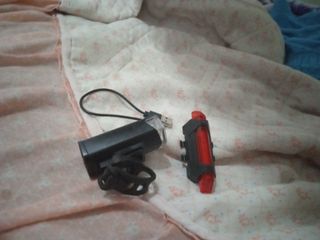 Luz delantera y trasera de bicicleta(nuevas)