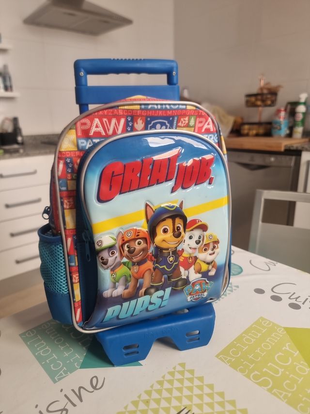 Mochila infantil con ruedas