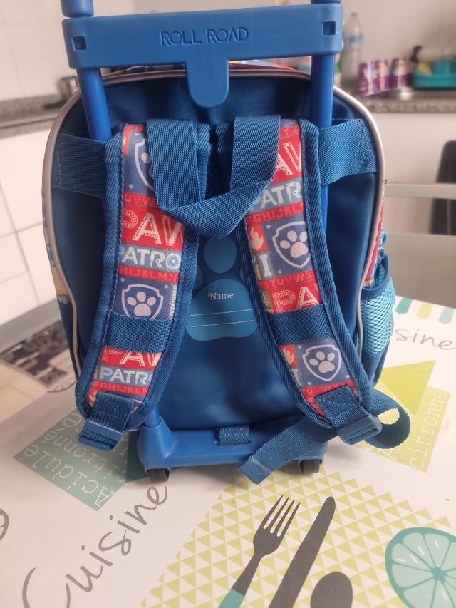 Mochila infantil con ruedas