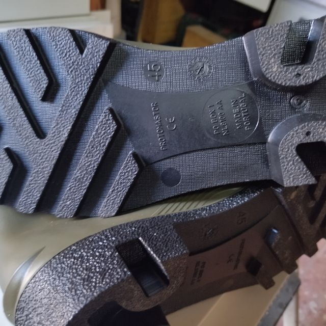 Botas seguridad de agua