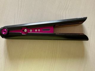 Dyson corrale piastra nuova