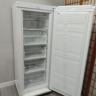Congelador vertical con Cajones NUEVO (Outlet)