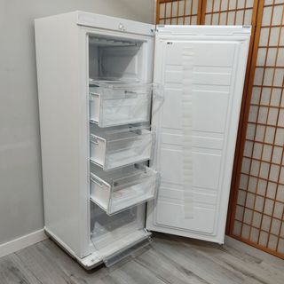 Congelador vertical con Cajones NUEVO (Outlet)