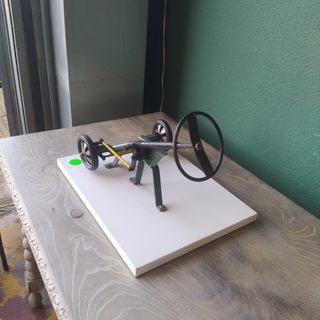 ANTIGUA MAQUETA DE VOLANTE DIRECCIÓN