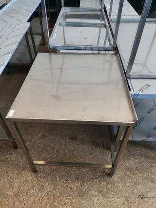 MESA DE ACERO SOPORTE 0,88 M