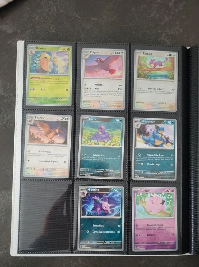 Lotto carte holo reverse Pokémon Mew 151