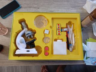 Microscopio infantil nuevo