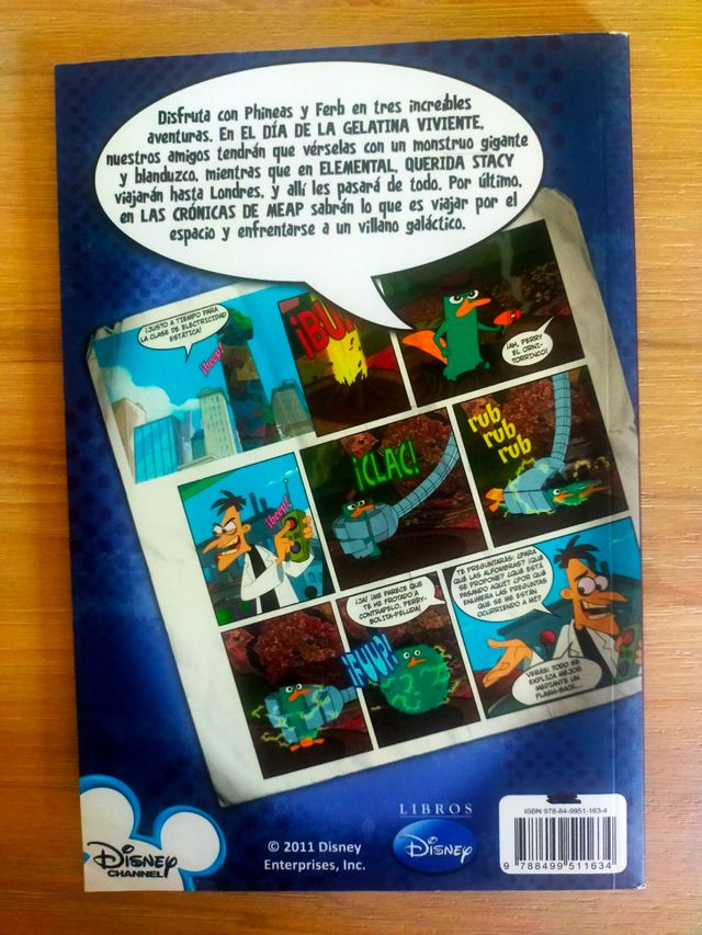 Libro Phineas y Ferb.