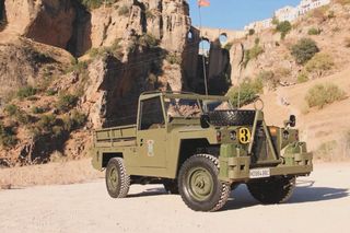 Alquiler coche clasico boda Land Rover Militar