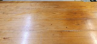 Mesa 2 bodega madera maciza con bancos