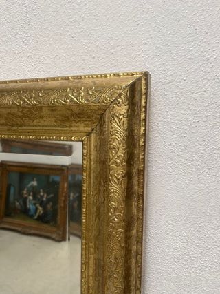 Espejo recubierto con metal en latón