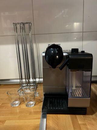 Cafetera Nespresso Latissima