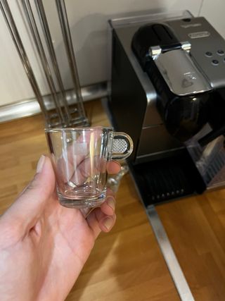 Cafetera Nespresso Latissima