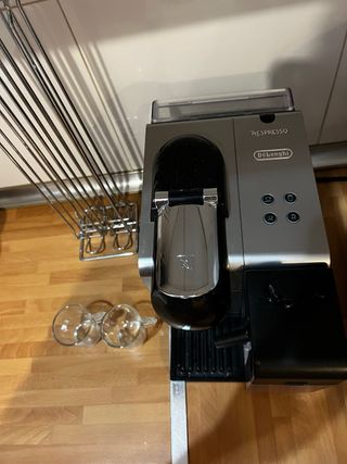 Cafetera Nespresso Latissima