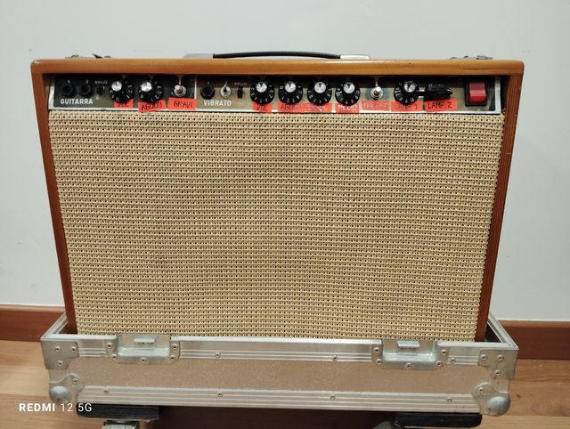 OFERTA Amp combo luthier base Sinmarc año 60/65 +-