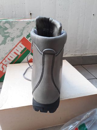 Nuovi scarponi da montagna Scarpa