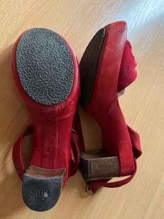 Sandalias rojas vialis T.38
